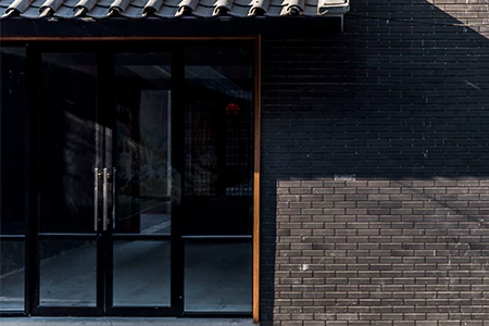 Storefront Glass Installers in Miami Beach, FL